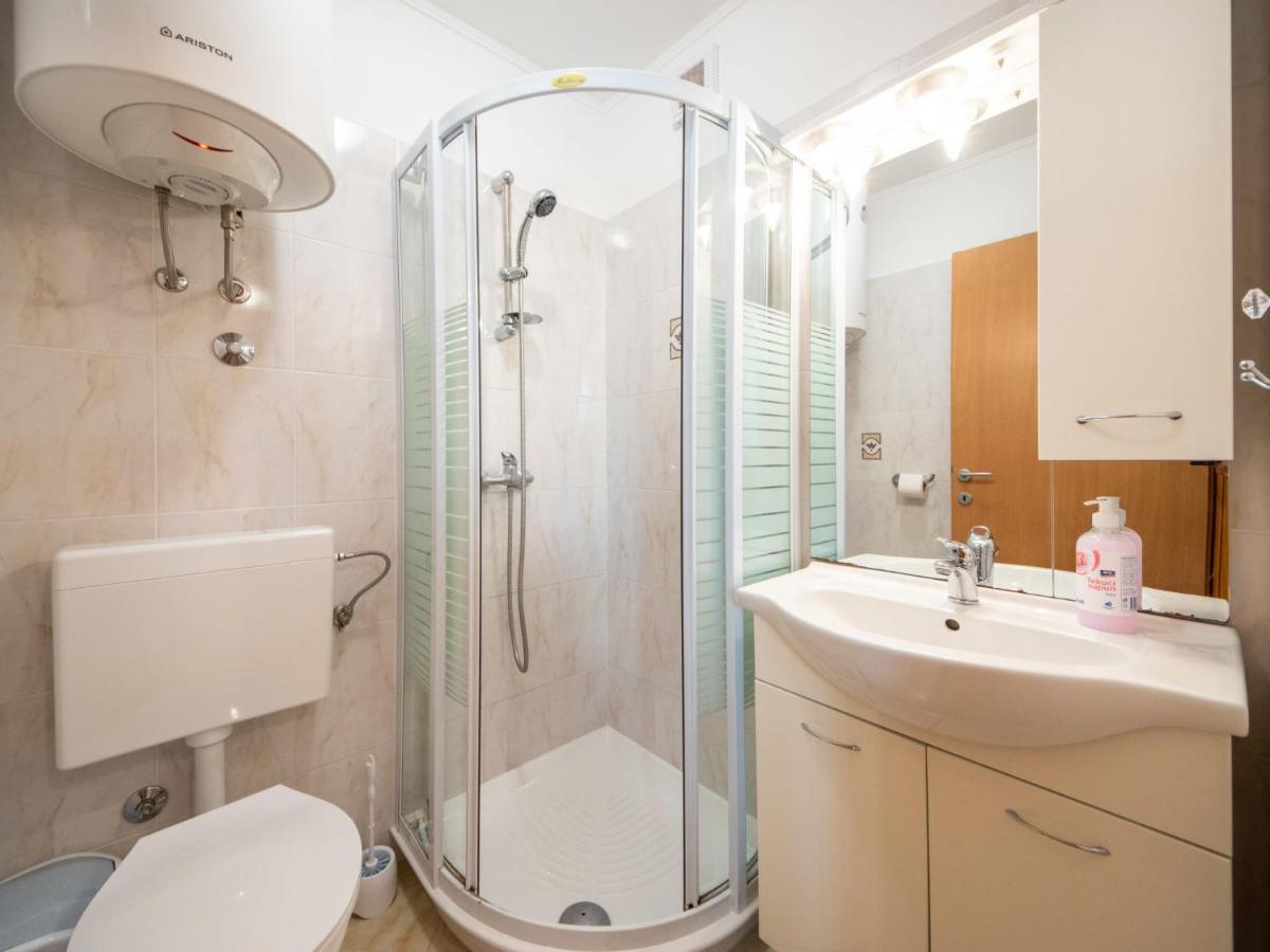 Apartment Kristijan By Interhome Brseč Extérieur photo